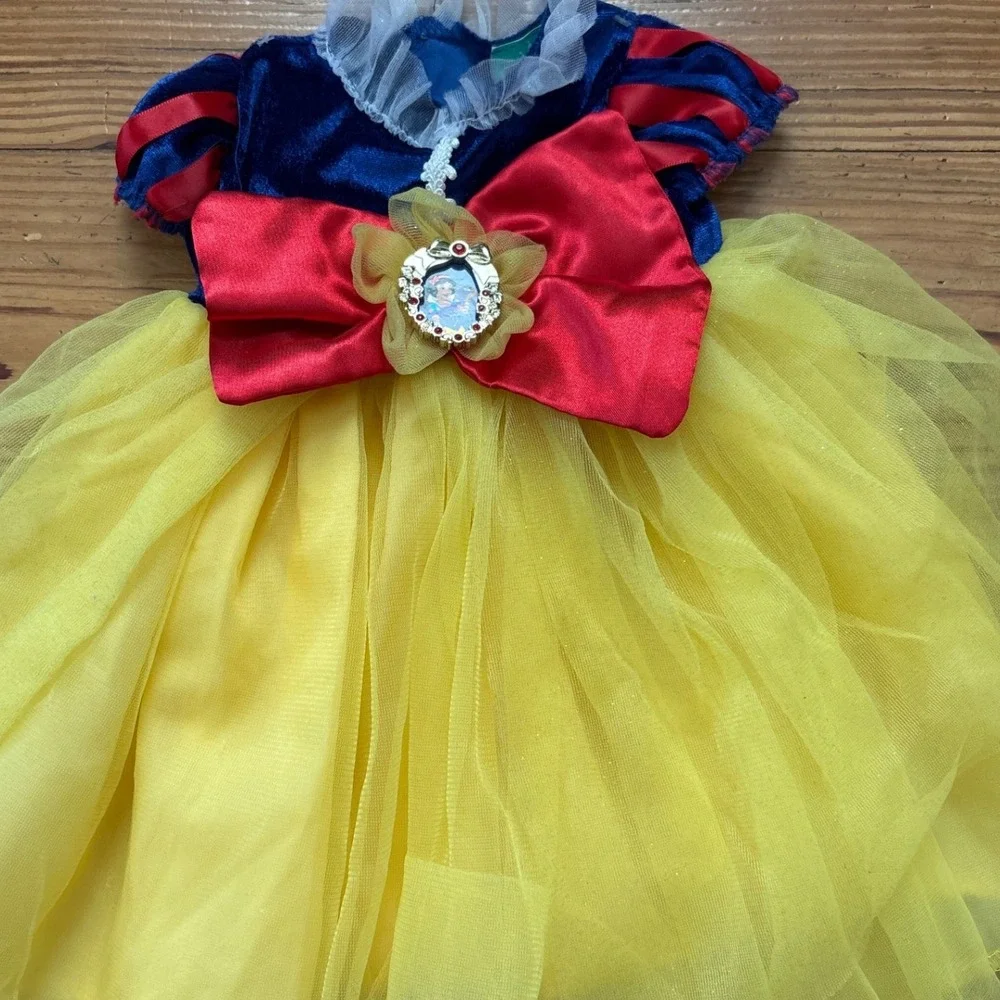 Disney baby snow